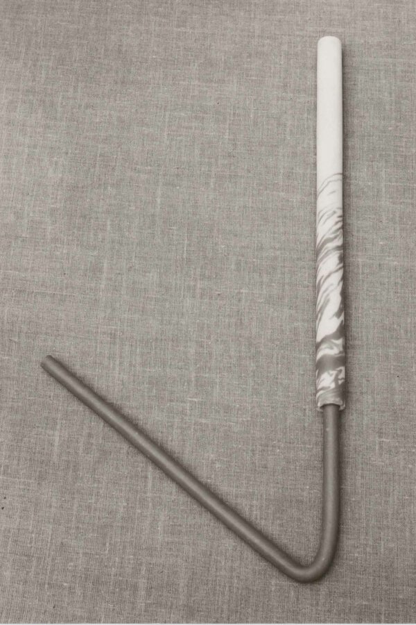 Václav Dosbaba, Geometrie kontaktu, 1991–2, modurit, 72x37 cm